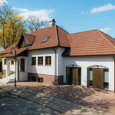 Apartment Komandandi Center