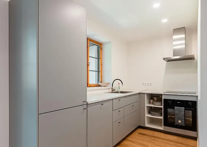 Komandandi Center Apartament *