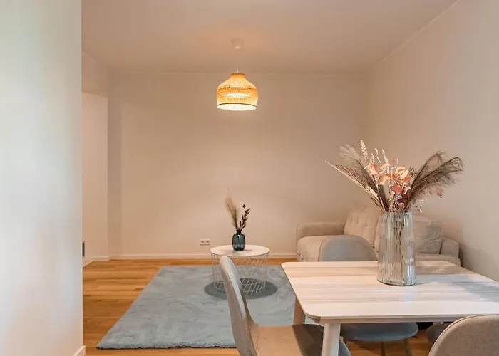 Apartament Komandandi Center *