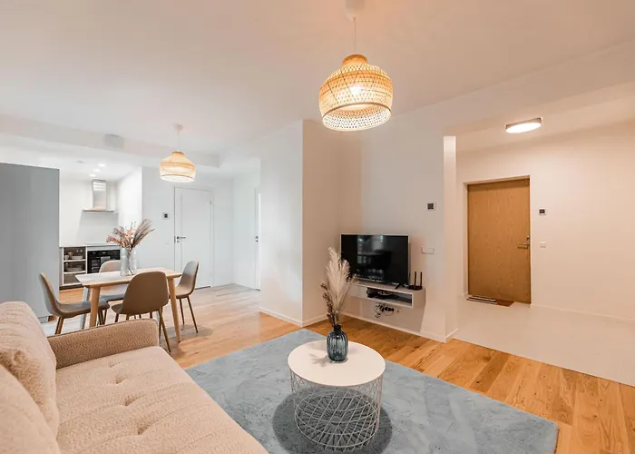 Komandandi Center Kuressaare