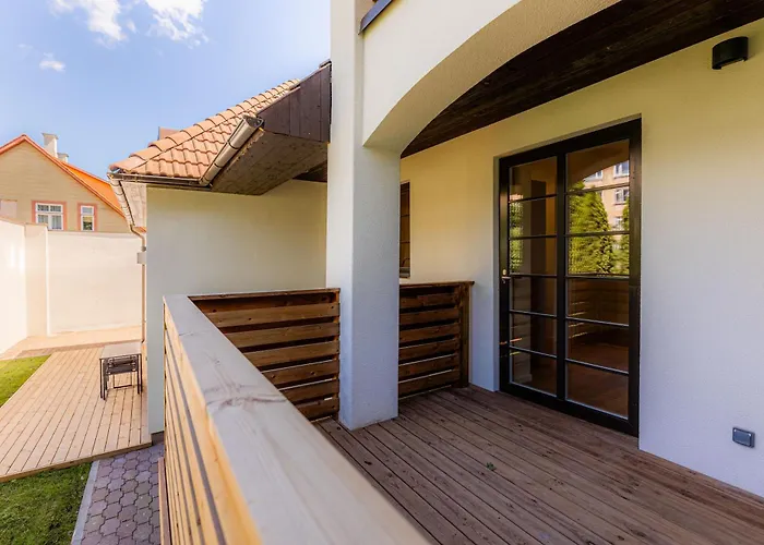 Apartament Komandandi Center